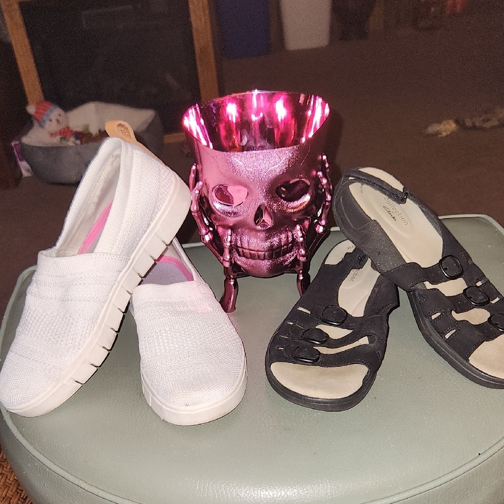 Bundle of Two Shoes